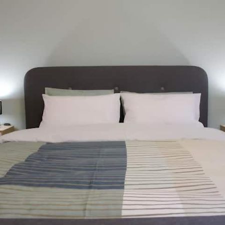 Cozy Modern Apartment Ioannina Ngoại thất bức ảnh